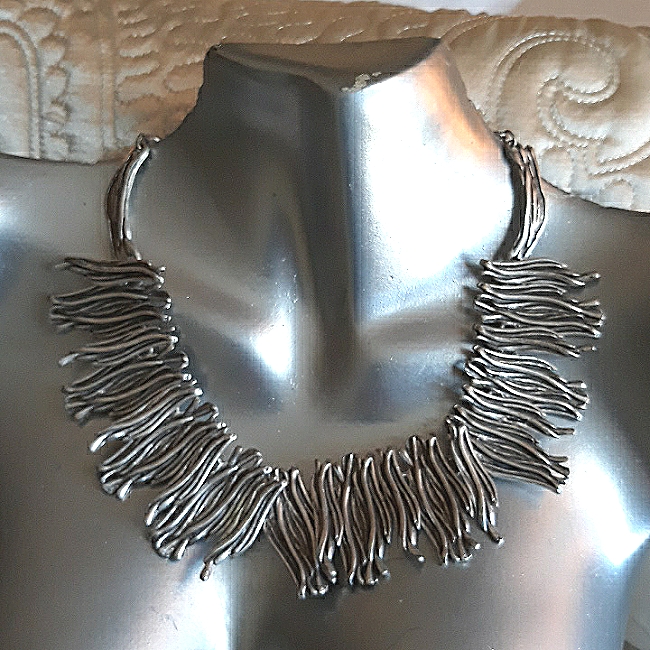 Silver Tone Necklace